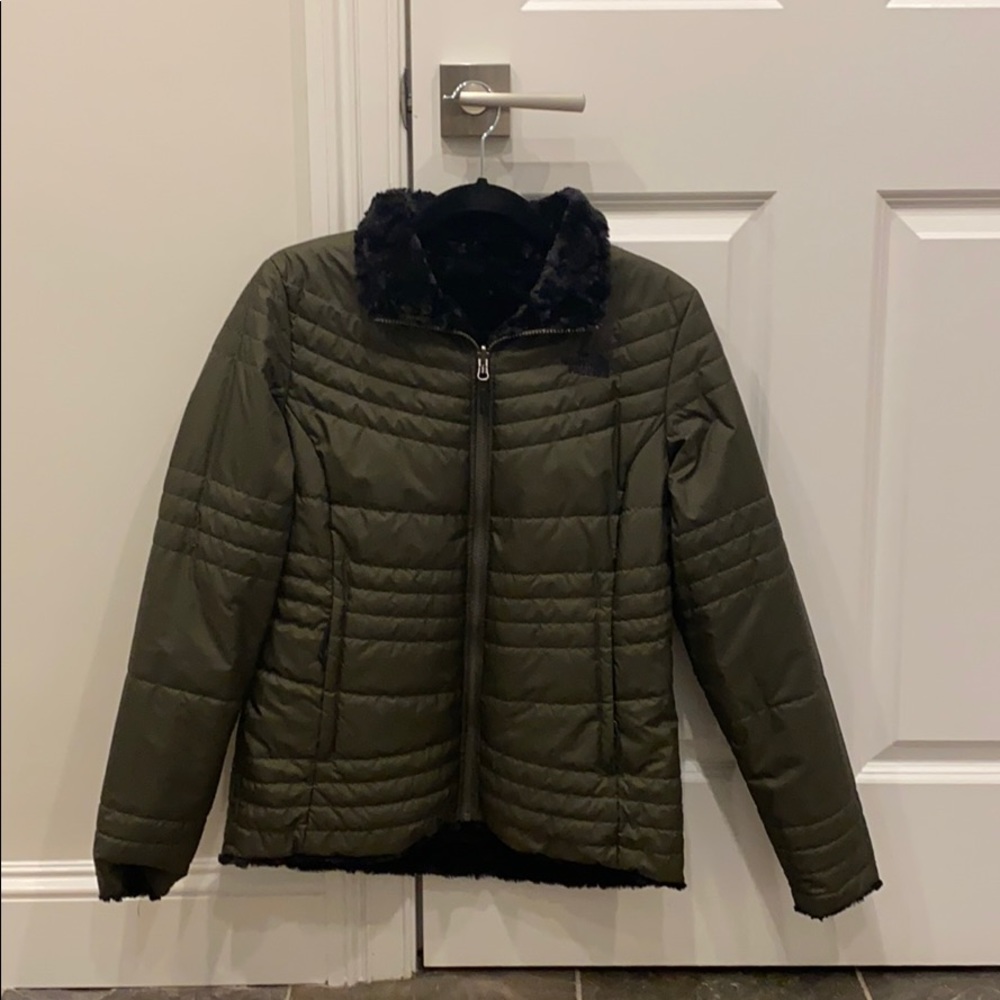 BRAND NEW NORTH FACE REVERSIBLE JACKET - Picture 3 of 6